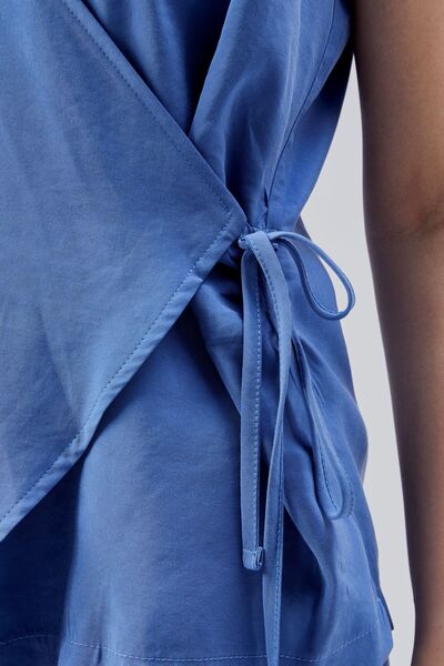 Bolivente Indigo V-Neck Side Tie Detailed Vest-Pants Suit