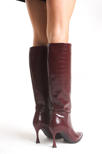 NITU Shoes Μπότες με ψηλό τακούνι με μοτίβο κροκόδειλου σε μπορντό χρώμα