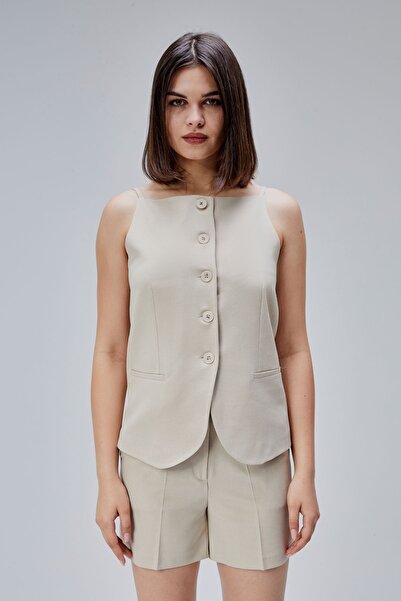 Bolivente Light Beige Regular Pocket Woven Shorts