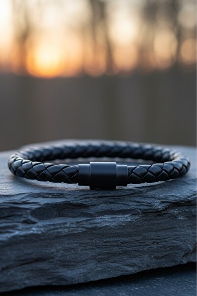 Solfera Full Siyah Deri Erkek Bileklik. Mıknatıslı Klipsli Şık Tasarım. Sevgi...