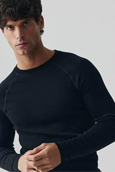 H&M الجزء العلوي من طبقة أساسية من الصوف للتزلج