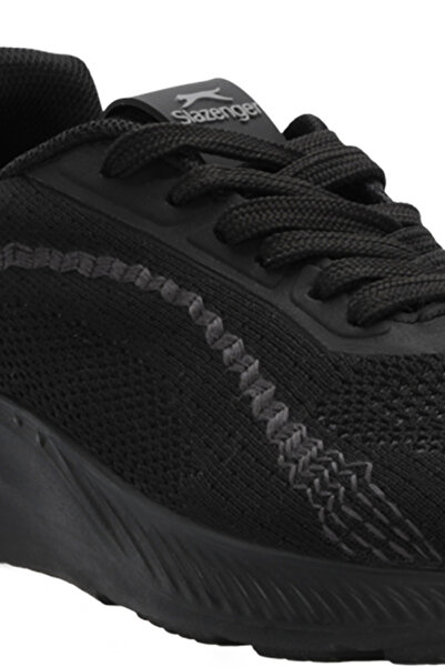 Slazenger Arwen Women's Black / Black Running & Walking Sports Shoes