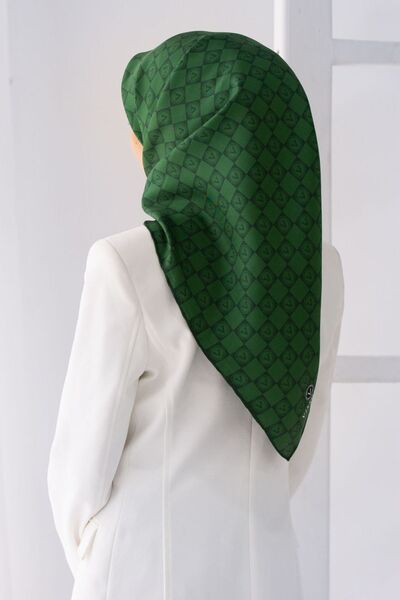 Vissona 57% MĂTASE 43% VISCOSĂ Twill Mătase cu model monogramă Culoare verde ...