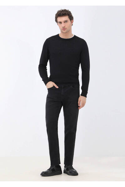 Kip Siyah Bisiklet Yaka Yün Karışımlı Triko Kazak