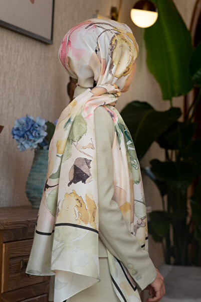 Vissona 100% Silk Watercolor Floral Pattern Pistachio Green Color 92X210 Shawl