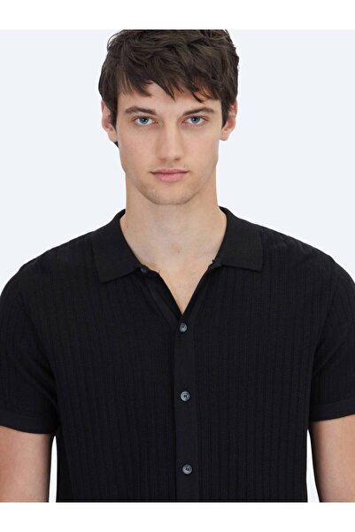 Kip Siyah Desenli Triko