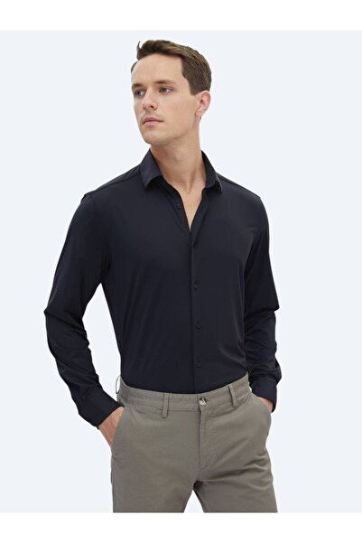 Kip قميص أسود كاجوال بقصة عادية