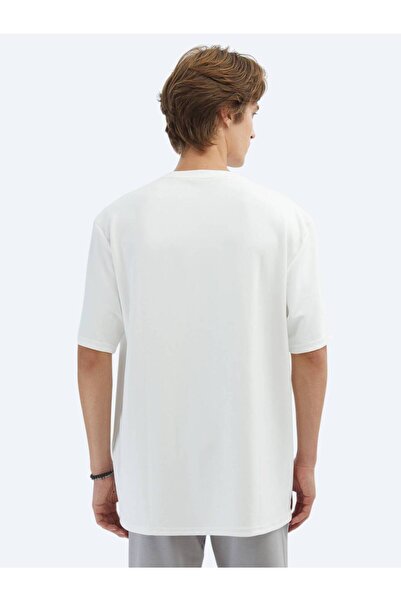 Kip Ekru Düz Bisiklet Yaka T-Shirt