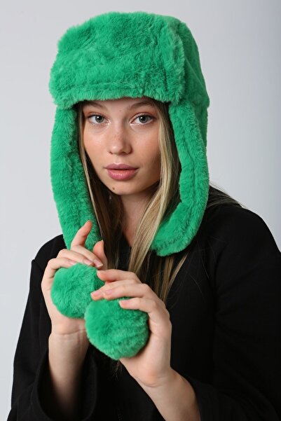 FELLMENS Plush Women's Beret Hat - Green Faux Fur, Headphones