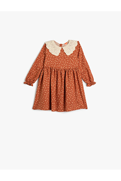 Koton Kleid mit Blumenmuster und Babykragen – mit Gummibündchen