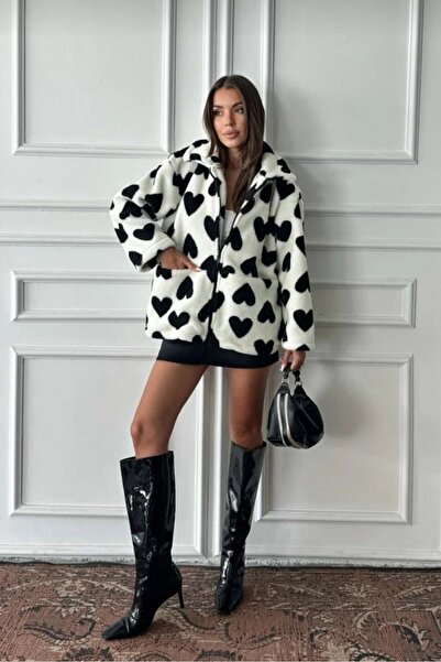 Safgiyim44 Heart Plush Coat
