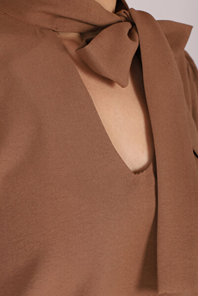 armonika Kadın Camel Yakası Bağlamalı Kolu Lastikli Bluz ARM-25K001096