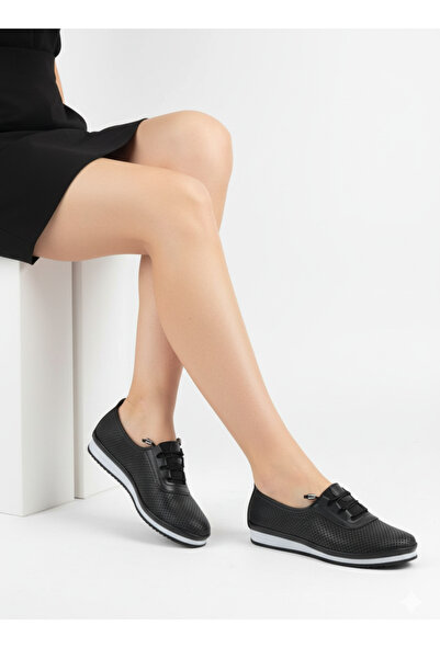 Tomato Bags Жіночі легкі літні ортопедичні чорно-білі кросівки з перфорацією