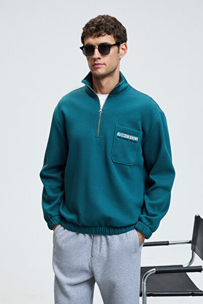 GRIMELANGE MERRICK Ανδρικό πουλόβερ με στάμπα στην πλάτη, κέντημα στην τσέπη, μισό φερμουάρ, ελαστικό λαιμόκοψη, κανονική εφαρμογή, πράσινο Swe