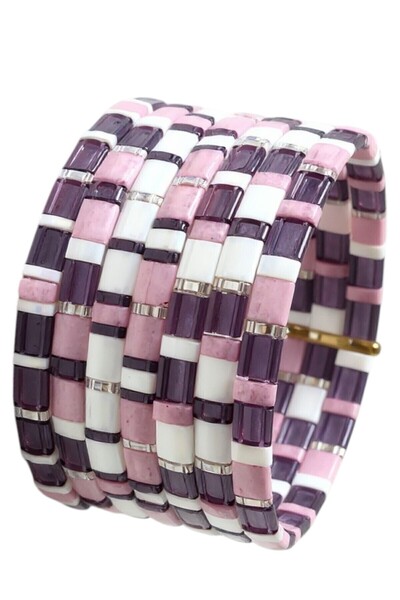 NAZLI TAKILAR مجموعة من 7 أساور مصنوعة يدويًا من ميوكي تيلا المرنة بألوان أرج...