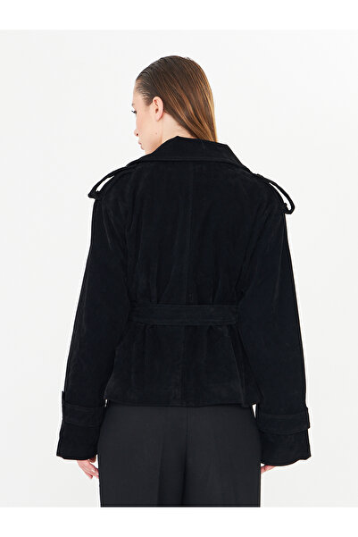 LA PANTE Short Front Tie-Up Trench Coat