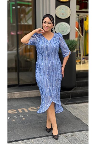 live forever فستان سهرة أنيق بطول الركبة وياقة على شكل حرف V مزين بالترتر مقا...