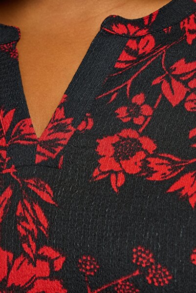 Stil Diva Plus Size Short Sleeve V-Neck Printed T-Shirt 304204