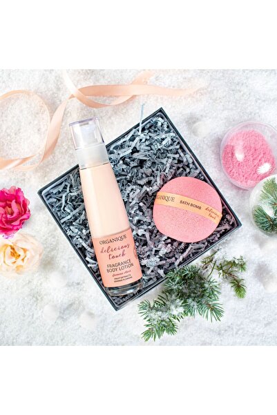 Koh-I-Noor Cosmetics Pink Mistery gift set, body lotion, and bath ball, Organique