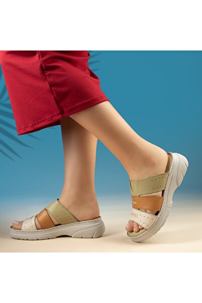 Modlet.ro Γυναικείες δερμάτινες μπεζ και πράσινες casual παντόφλες MOD13772