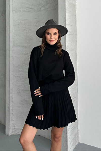 macharel jeans Turtleneck Pleated Skirt Knitwear Set Sweater/Skirt