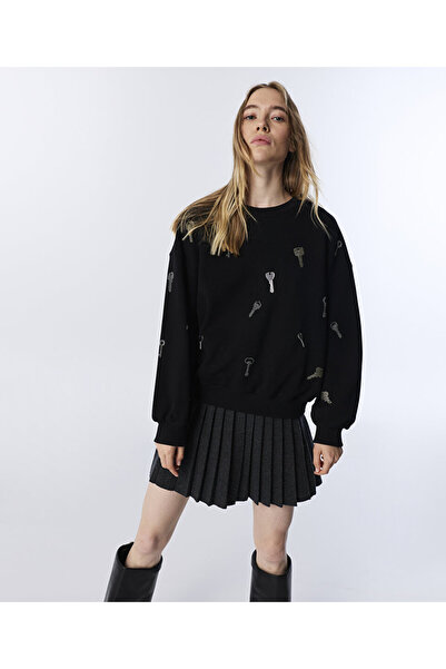 Twist Hotfix Printed Sweatshirt