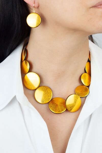 Liveyn Design طقم أقراط وقلادة نسائية من تاساسريم بتصميم دائري لامع