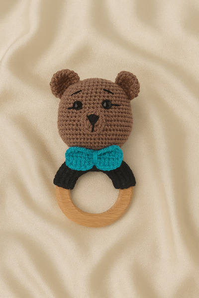 Jaju Baby دمية دب أميجورومي زرقاء بربطة عنق وخشخيشة للأسنان 14 سم