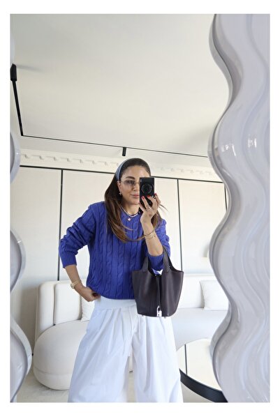 CADDELAMODA Women's Braided Sweater