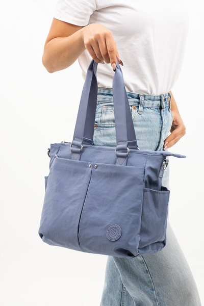 Freedom Geantă de umăr și crossbody din țesătură Crinkle pentru femei – cu mai multe compartimente, rezistentă la apă + cadou breloc cu maimuță