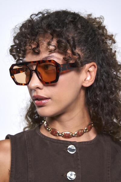 Bilge Karga Kaitlyn Leopard Orange Sunglasses