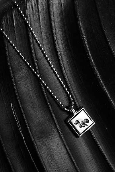 Ricco Jewellery 925 Ayar Gümüş Oksitli Petroglif Top Top Zincir Kare Kolye
