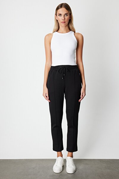 ON Γυναικείο παντελόνι με φερμουάρ με στενό πόδι 66914 Μαύρο