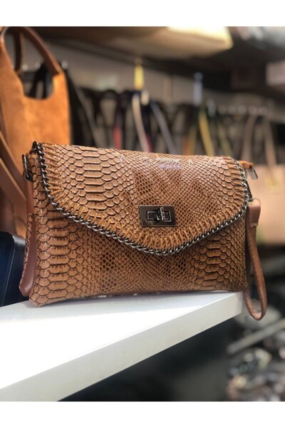 eflanmoda Crocodile Pattern Women's Portfolio and Long Strap Shoulder Bag