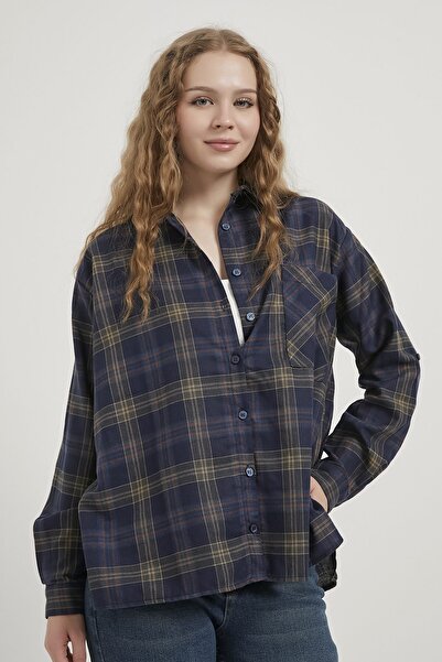 Arma Life Kadın Ekose Desenli Cepli Oversize Haki Gömlek