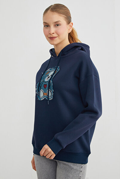 Fulla Moda 3-нитковий джинсовий светр з капюшоном Oversize з вишивкою ведмедика