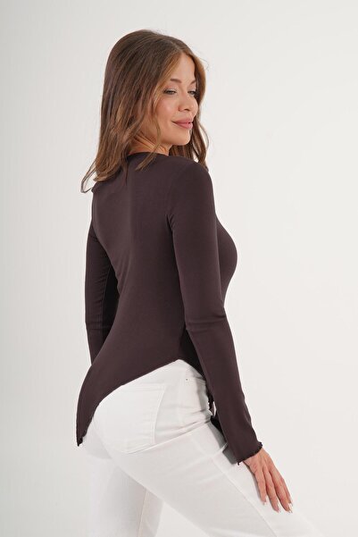 Hipo Trend Bluză maro cu mânecă spaniolă cu croială șnururi asimetrice