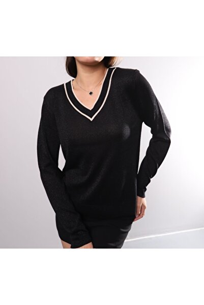 Butik Şans Beyaz Çizgi Detaylı Simli Triko Bluz