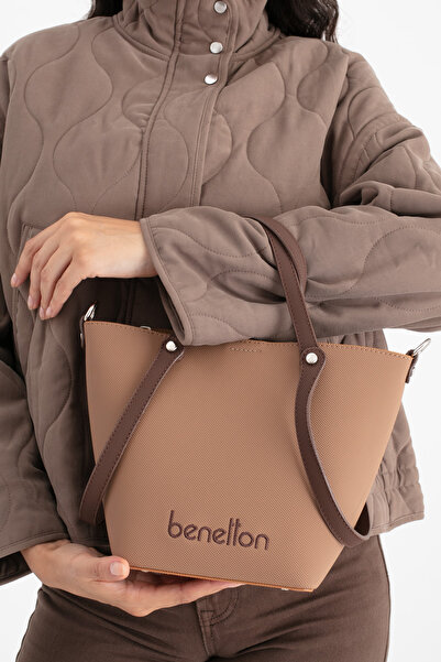 United Colors of Benetton ΓΥΝΑΙΚΕΙΑ ΤΣΑΝΤΑ ΜΕ ΧΕΡΙΑ BENETTON ΜΑΥΡΟ-ΚΑΦΕ BNT1680