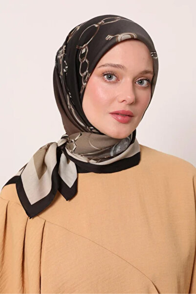 LuvenSara وشاح مزين بالزهور - فرو المنك الأنيق