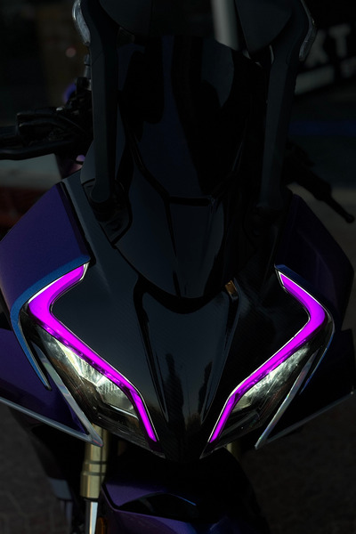 Banxtre ملصق فيلم أمامي باللون الأرجواني لـ CFMOTO 450SR (يمين ويسار)