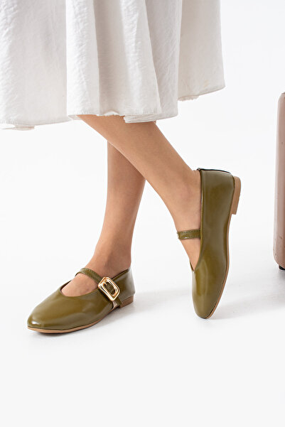 Neva'nın Butiği Tanya Stylish Ballet Flats with Square Buckle Detail