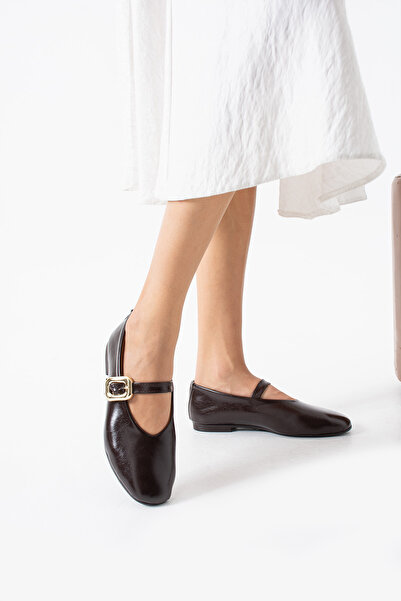 Neva'nın Butiği Tanya Stylish Ballet Flats with Square Buckle Detail