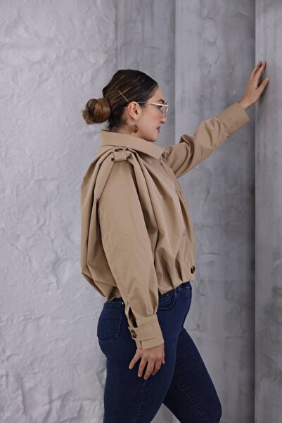 BRGCLOTHING Z.R KOLLARI BÜZGÜLÜ VATKALI KISA TRENÇKOT CEKET