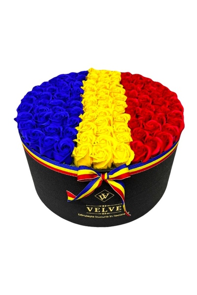 velve Aranjament floral Tricolor, in cutie rotunda neagra, cu 101 trandafiri ...