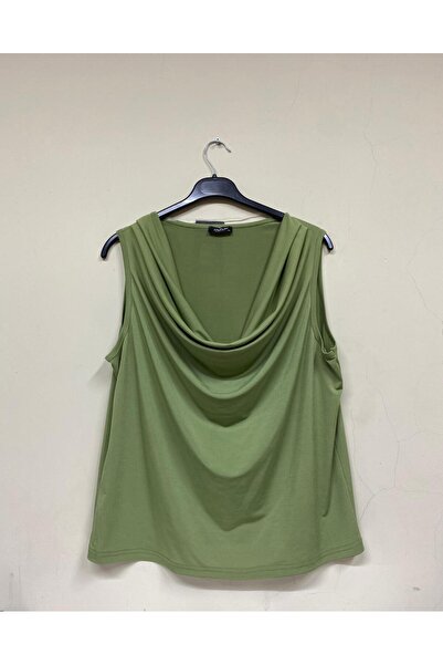 Javelin Collection Crystal Degaje Collared Blouse