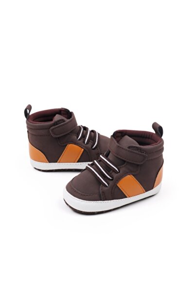 Bebelul Brown baby booties, practical and comfortable