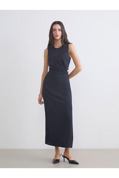 LC Waikiki Create Your Style from Uzg Store |   Crew Neck Gathered Waist Fitted Dress