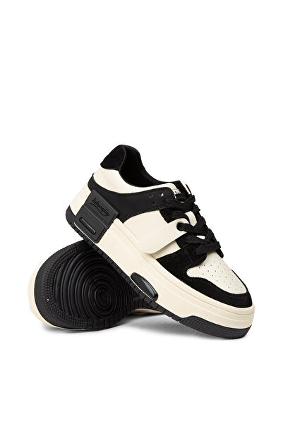 Deery Women's Black Sneaker Shoes