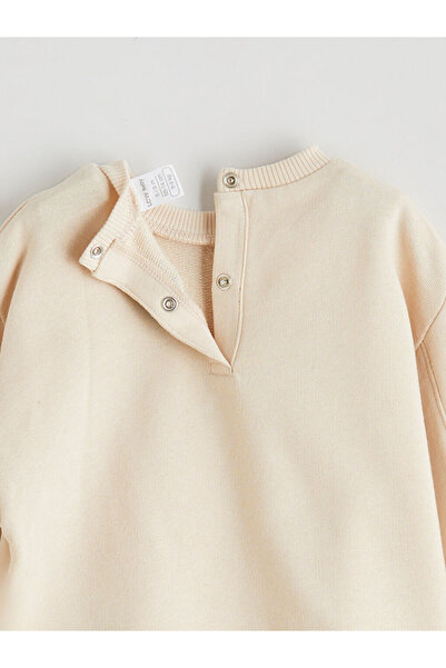 LC Waikiki Baby Girl Printed Sweatshirt and Velvet Trousers